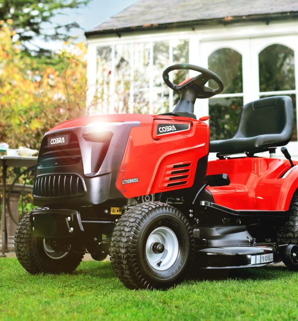 COBRA LT108MSL 42" SIDE DISCHARGE RIDE ON TRACTOR